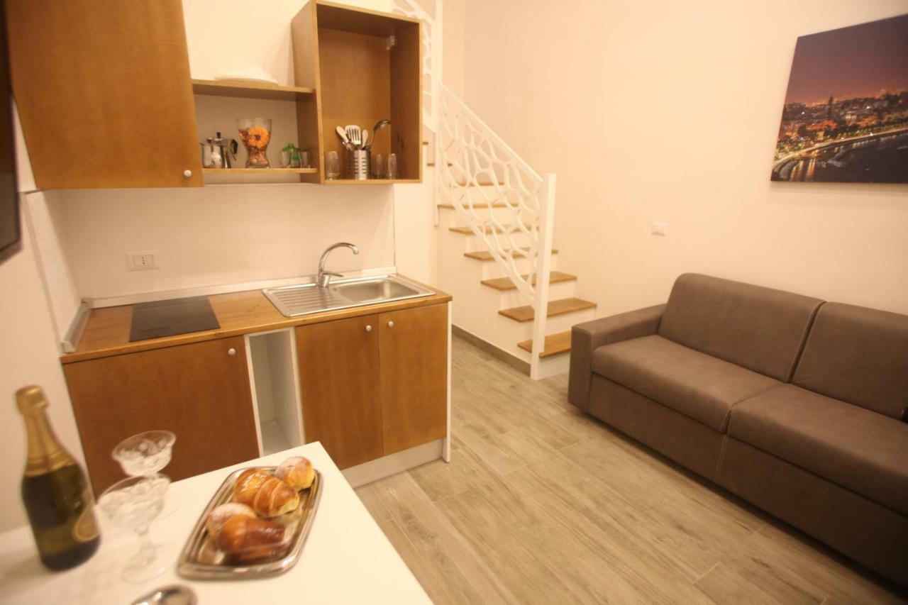 Garibaldi Station 2Punto0 Bed & Breakfast Napoli Ngoại thất bức ảnh