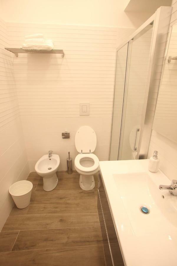 Garibaldi Station 2Punto0 Bed & Breakfast Napoli Ngoại thất bức ảnh