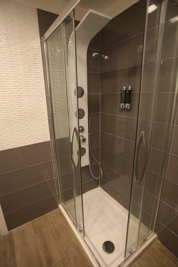 Garibaldi Station 2Punto0 Bed & Breakfast Napoli Ngoại thất bức ảnh