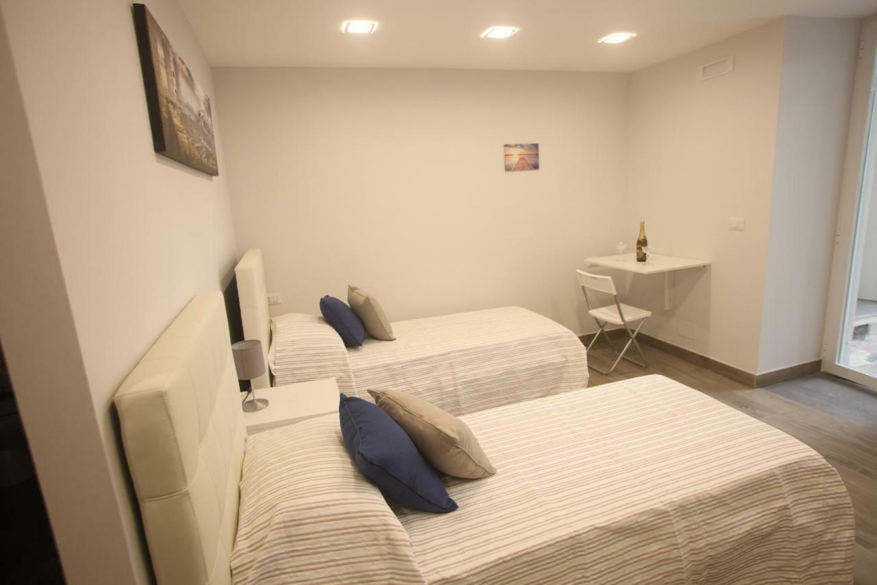 Garibaldi Station 2Punto0 Bed & Breakfast Napoli Ngoại thất bức ảnh