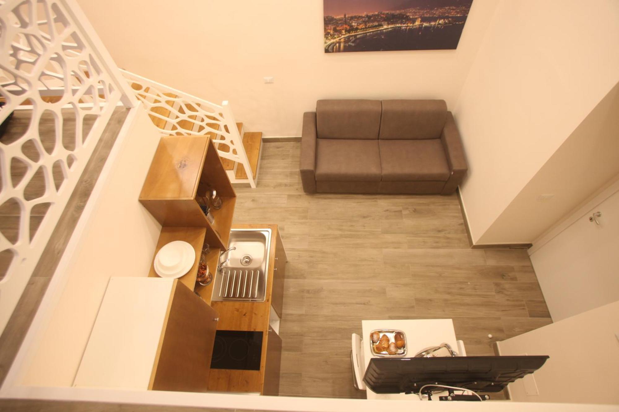 Garibaldi Station 2Punto0 Bed & Breakfast Napoli Ngoại thất bức ảnh