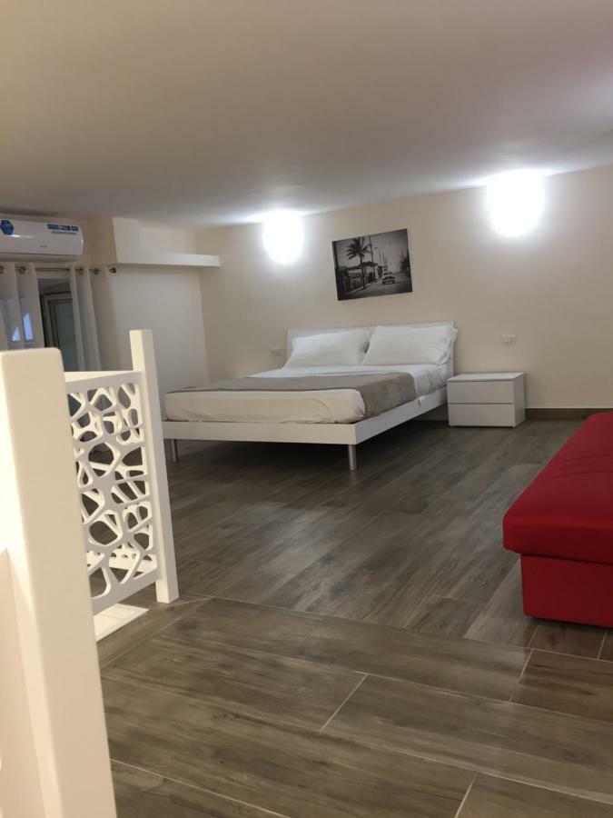 Garibaldi Station 2Punto0 Bed & Breakfast Napoli Ngoại thất bức ảnh
